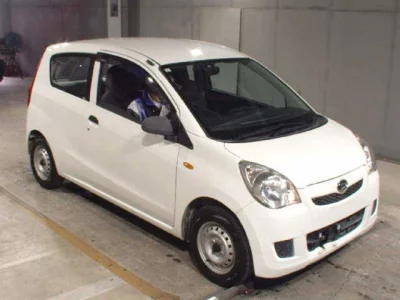 Daihatsu MIRA  с аукциона в Японии