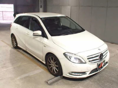 Mercedes-Benz B CLASS  с аукциона в Японии