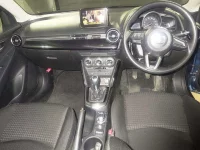 Mazda DEMIO лот № 8051 оценка R  с аукциона в Японии 2