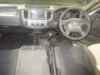 Nissan CARAVAN VAN лот № 106 оценка 3.5  с аукциона в Японии 2