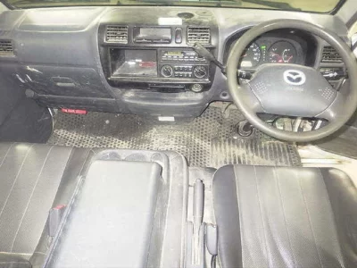 Mazda BONGO VAN  с аукциона в Японии