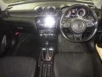 Suzuki SWIFT лот № 8211 оценка R  с аукциона в Японии 2