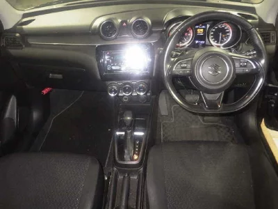 Suzuki SWIFT  с аукциона в Японии