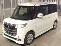 Suzuki SPACIA лот № 3076 оценка 3.5  с аукциона в Японии 3