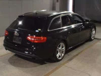 Audi A4 лот № 8243 оценка 4  с аукциона в Японии 4