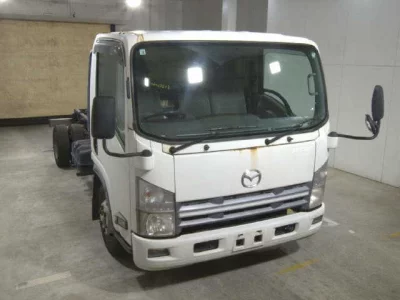 Mazda TITAN  с аукциона в Японии