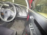 Suzuki SWIFT лот № 8266 оценка 3  с аукциона в Японии 6