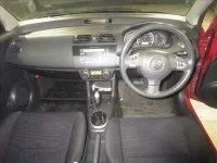 Suzuki SWIFT лот № 8266 оценка 3  с аукциона в Японии 2