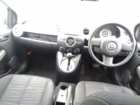 Mazda DEMIO лот № 745 оценка 3.5  с аукциона в Японии 2