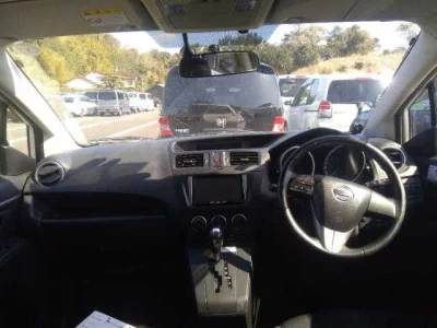 Nissan LAFESTA  с аукциона в Японии