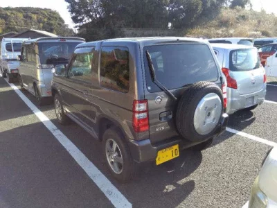Nissan KIX
