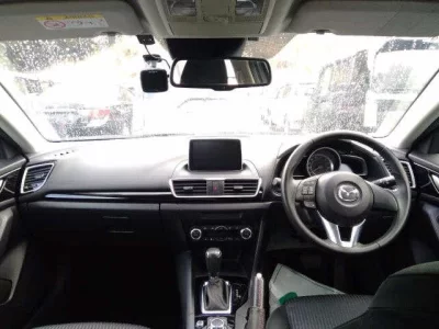 Mazda AXELA  с аукциона в Японии