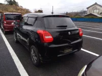 Suzuki SWIFT лот № 105 оценка 3.5  с аукциона в Японии 1