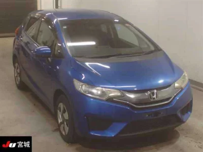Honda FIT  с аукциона в Японии