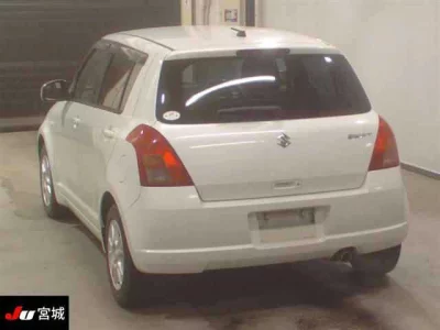 Suzuki SWIFT  с аукциона в Японии