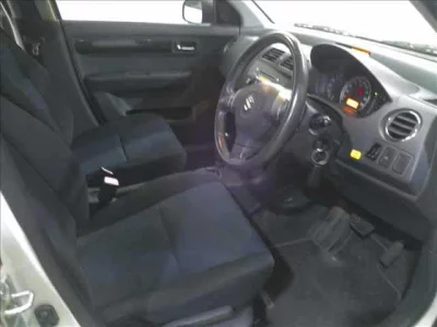 Suzuki SWIFT  с аукциона в Японии