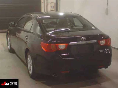 Toyota MARK X  с аукциона в Японии