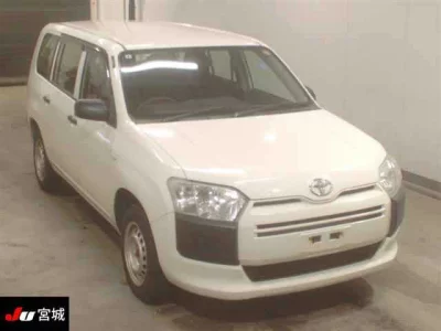 Toyota SUCCEED  с аукциона в Японии