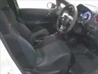 Toyota VOXY лот № 2118 оценка 3.5  с аукциона в Японии 3