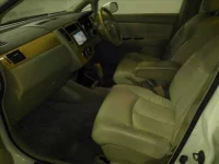 Nissan TIIDA LATIO лот № 4256 оценка 3  с аукциона в Японии 2