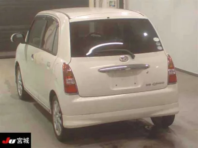 Daihatsu MIRA