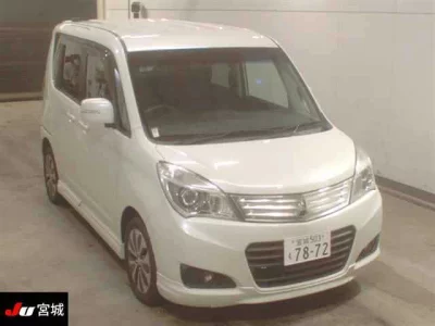 Mitsubishi DELICA D2