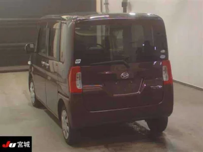 Daihatsu TANTO  с аукциона в Японии