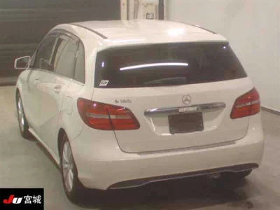 Mercedes-Benz B CLASS