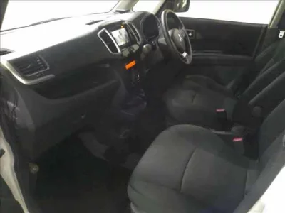 Mitsubishi DELICA D2