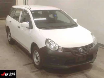 Nissan AD  с аукциона в Японии