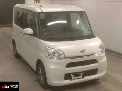 Daihatsu TANTO  с аукциона в Японии