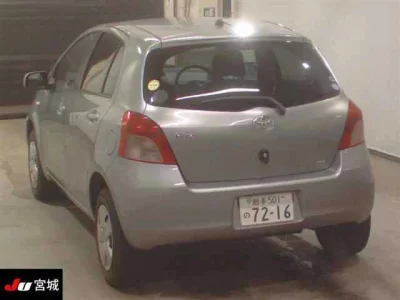 Toyota VITZ  с аукциона в Японии