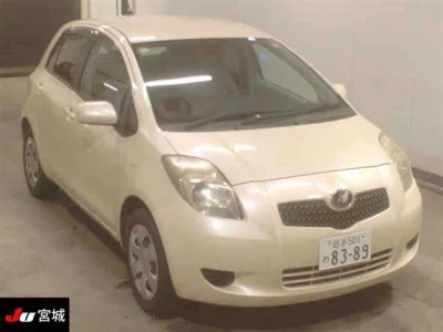 Toyota VITZ  с аукциона в Японии