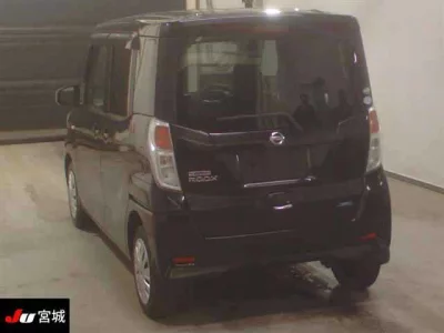 Nissan DAYZ ROOX  с аукциона в Японии