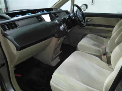 Honda STEP WAGON  с аукциона в Японии