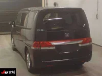 Honda STEP WAGON лот № 4135 оценка 3  с аукциона в Японии 1