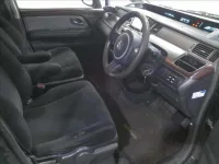 Honda STEP WAGON лот № 4135 оценка 3  с аукциона в Японии 3