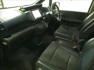 Honda STEP WAGON  с аукциона в Японии