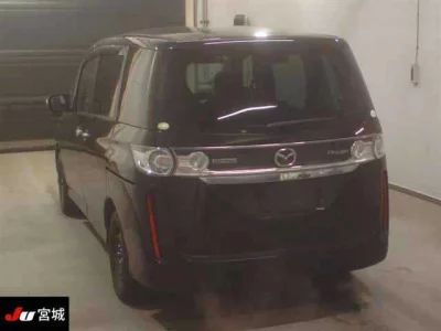 Mazda BIANTE  с аукциона в Японии