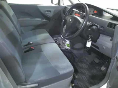 Daihatsu MOVE  с аукциона в Японии