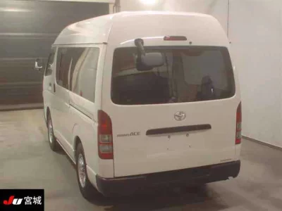 Toyota REGIUS ACE VAN