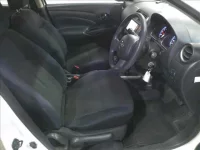 Nissan TIIDA LATIO лот № 4591 оценка 4  с аукциона в Японии 3