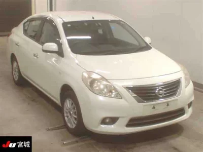 Nissan TIIDA LATIO  с аукциона в Японии