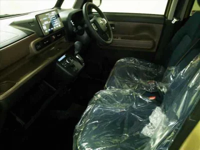 Daihatsu MOVE CANBUS  с аукциона в Японии