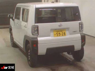 Daihatsu TAFT