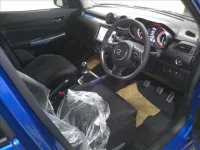 Suzuki SWIFT лот № 2139 оценка 6  с аукциона в Японии 3