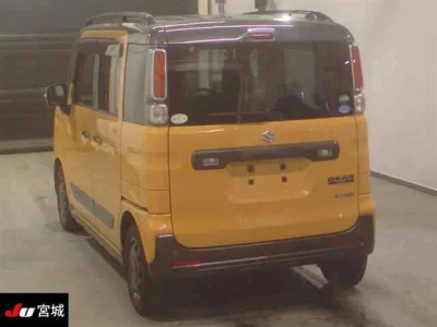 Suzuki SPACIA GEAR  с аукциона в Японии