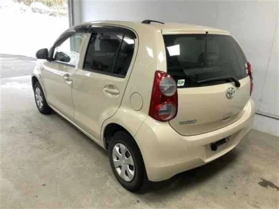 Toyota PASSO  с аукциона в Японии