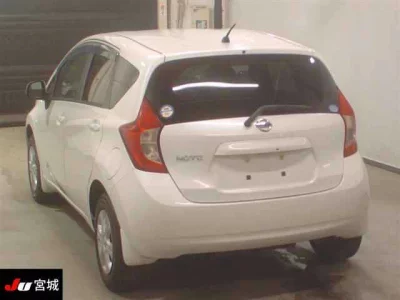 Nissan NOTE  с аукциона в Японии