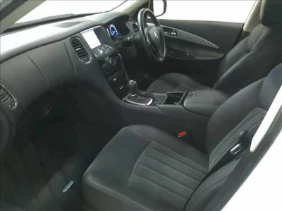 Nissan SKYLINE CROSSOVER